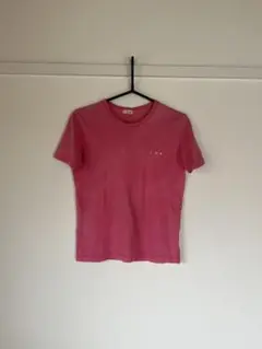 ピンクtシャツ
