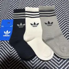 adidasオリジナル靴下キッズ