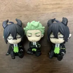 ツイステ　マレウス2つ、セベク１つ　3個セット、肩ズンFig ディアソムニア寮