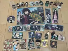 鬼滅の刃アクリルキーホルダー、フィギュア他まとめ売りセット