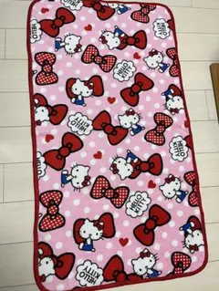 ☆ハローキティ敷パッド☆
