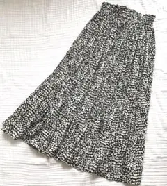 【美品】モノクロ レオパード柄 ロング プリーツスカート ウエストゴム ふんわり