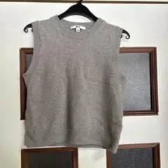 UNIQLO グレー ノースリーブニット Mサイズ
