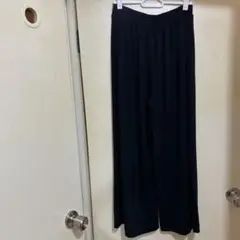 ⭐️UNIQLOワイドパンツ ゴムウエスト　ブラック