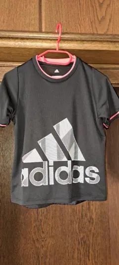 Adidas スポーツシャツ サイズ150
