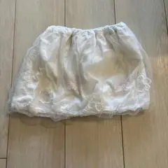 ホワイト刺繍スカート