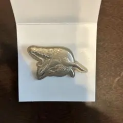 ジュラシックワールド　ピンバッジ　ムビチケ特典　モササウルス