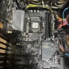 gigabite z590 + i7 10700k