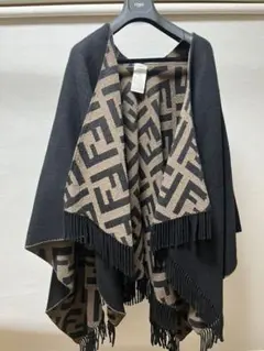 FENDI フェンディ ポンチョ リバーシブル