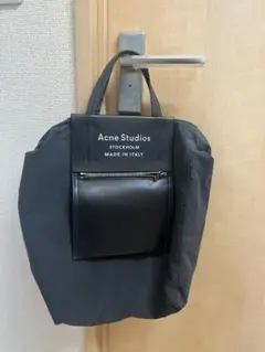 acne studios Baker Out Sロゴ2WAYショルダー 昼休特価 acne studios Baker Out S ロゴ 2WAYショルダーバッグ - バッグ
