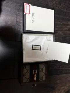 GUCCI グッチ二つ折り財布
