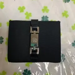 グッチ 2つ折り財布