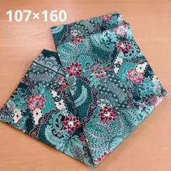 【新品】アジアン布　ハンドメイド　プリント生地　花柄生地　はぎれ　手芸用品