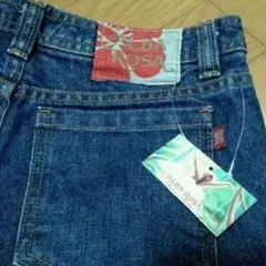 新品!!アルバローザ♥️定番 デニムパンツ
