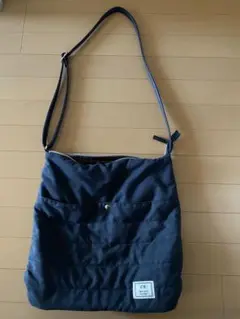 CB キューティブロンド　ショルダーバッグ キルティング　ネイビー