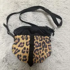 Item thumbnail for item d92a9b0d-9222-4a77-8e19-fac506d7c7a0