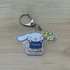 横浜DeNAベイスターズ×シナモロール アクリルキーホルダー 牧秀吾選手