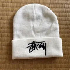 Stussy ホワイト ニット帽