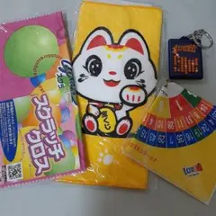 宝くじグッズ　ハンドタオル·キーホルダー　4点
