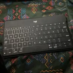 ワイヤレスキーボード Logicool KEYS-TO-GO