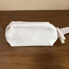 処分セール！新品yamano ホワイトメイクポーチ 大容量◎内生地が可愛い♡