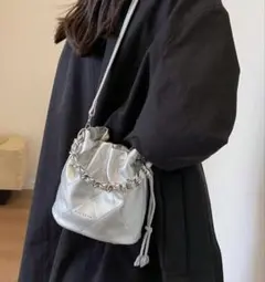 SHEIN ショールダーバック シルバー