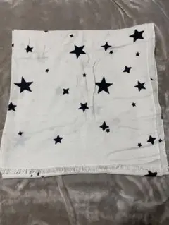 Drawer ドゥーズグロワール 星柄 カシミヤストール