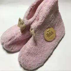 新品未使用  もこもこ で とても暖かい ルームシューズ