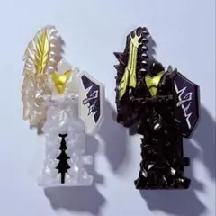 騎士竜戦隊リュウソウジャー DXリュウソウル セット カガヤキ＆クラヤミソウル