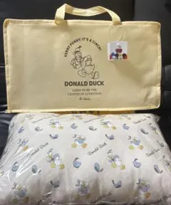 ドナルドダック　クッション　枕　カバン付