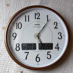 カシオ壁掛け電波時計