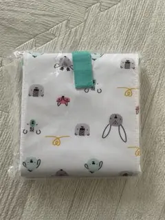 【新品未開封】パンパース動物柄おむつ替えマット（おまけつき)