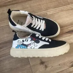 Item thumbnail for item 95f241c2-a669-40e0-b819-897f0f4cdda4