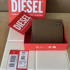 【箱付き・新品】ディーゼル ロゴ レザー 本革 折り財布　ブラウン