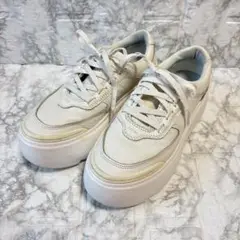 美品❣️◆UGG ホワイトプラットフォームスニーカー23,0cm◆