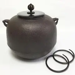 Item thumbnail for item 00e4b201-8408-4400-87e5-8c0ffec1f43b