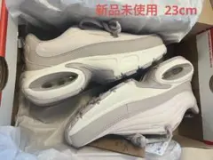 NIKE エアマックスポータル 新品未使用 23cm