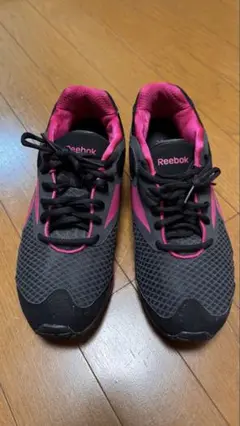 ReebokSLIMTONE ピンク×ブラック