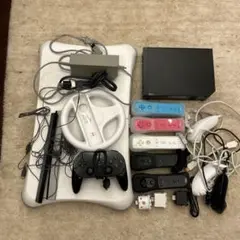 ジャンク品⭐︎Wii本体とコントローラーセット