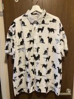蝶ネクタイ猫半袖シャツ