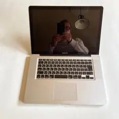 ジャンク。2011年のマックブックプロ15インチ。