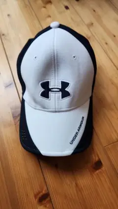 Under Armour キャップ ホワイト/ネイビー　L