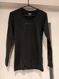【美品】Reebok ブラック 長袖 コンプレッションウェア XL　レディース