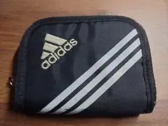 adidas 二つ折り財布