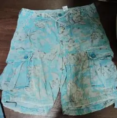 H&M 青 花柄 ショートパンツ