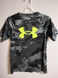 Under Armour アンダーアーマー　Tシャツ　美品160