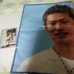 25枚 山岡泰輔選手 サインカードとオリメンタオル