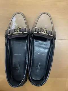 LouisVuitton レディース エナメルローファー