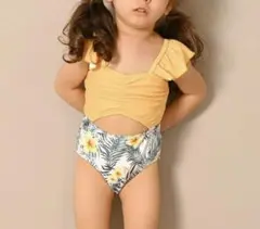 水着　女の子　フリル　ハイビスカス　100cm