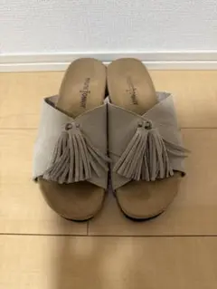 MINNETONKA フリンジサンダル ベージュ 7 24cm